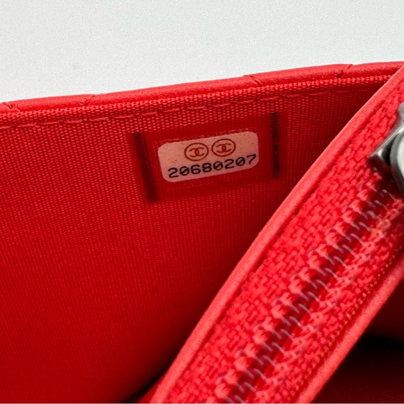 Chanel Quilted Lambskin Boy Red Wallet On Chain - Picture 17 of 17